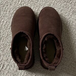 Women’s ultra mini Uggs